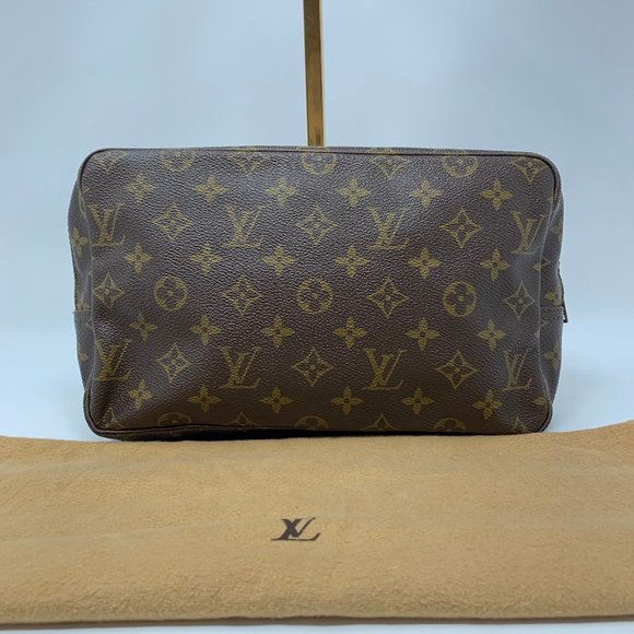 Louis Vuitton Handbags - LOUIS VUITTON Monogram Trousse Toilette 28